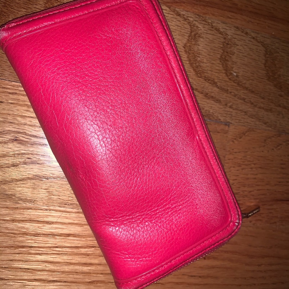 Tory Burch Zipper Wallet Deep Coral - Picture 2 of 3